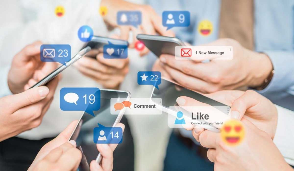 Leveraging Social Media for Branding